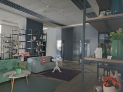 ������ �������� 592,3 ��.�/ ���. ��������� ���� 8�/ �� 'Kredens' ���� 18