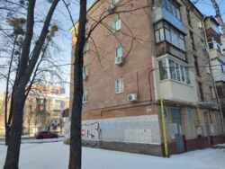 ������ ��������� 240 �2 / ��. ����� 32/ ������� ���� ���� 13