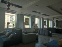 ������ �������� 592,3 ��.�/ ���. ��������� ���� 8�/ �� 'Kredens' ���� 11