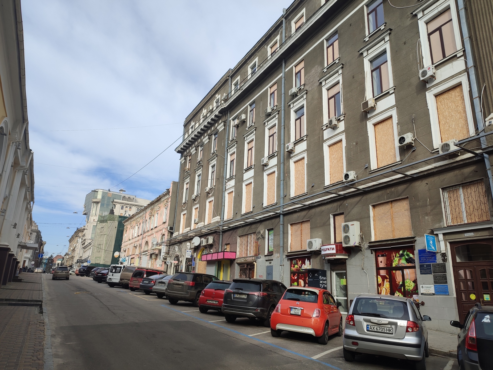Оренда приміщеня 92 кв.м./Центр/м.'пл.Конституції' 500 метрів фото 1 Оренда приміщеня 92 кв.м./Центр/м.'пл.Конституції' 500 метрів фото 1