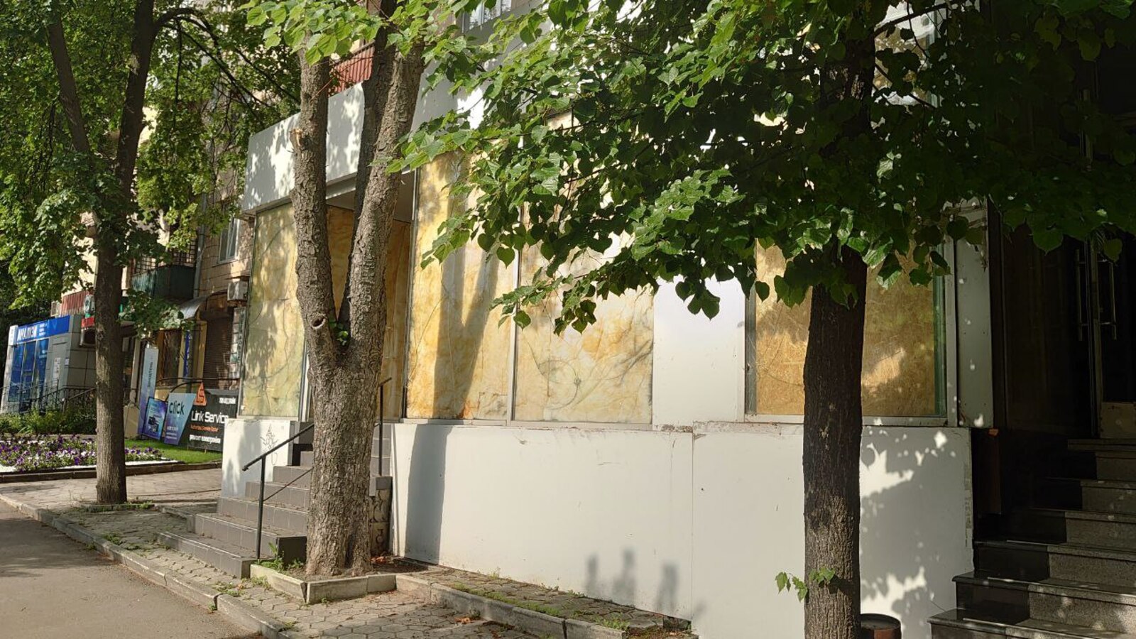 Оренда 1 поверх / 170 м2 / ін. Науки 48/ м. Ботанічний сад 300 м фото 1 Оренда 1 поверх / 170 м2 / ін. Науки 48/ м. Ботанічний сад 300 м фото 1