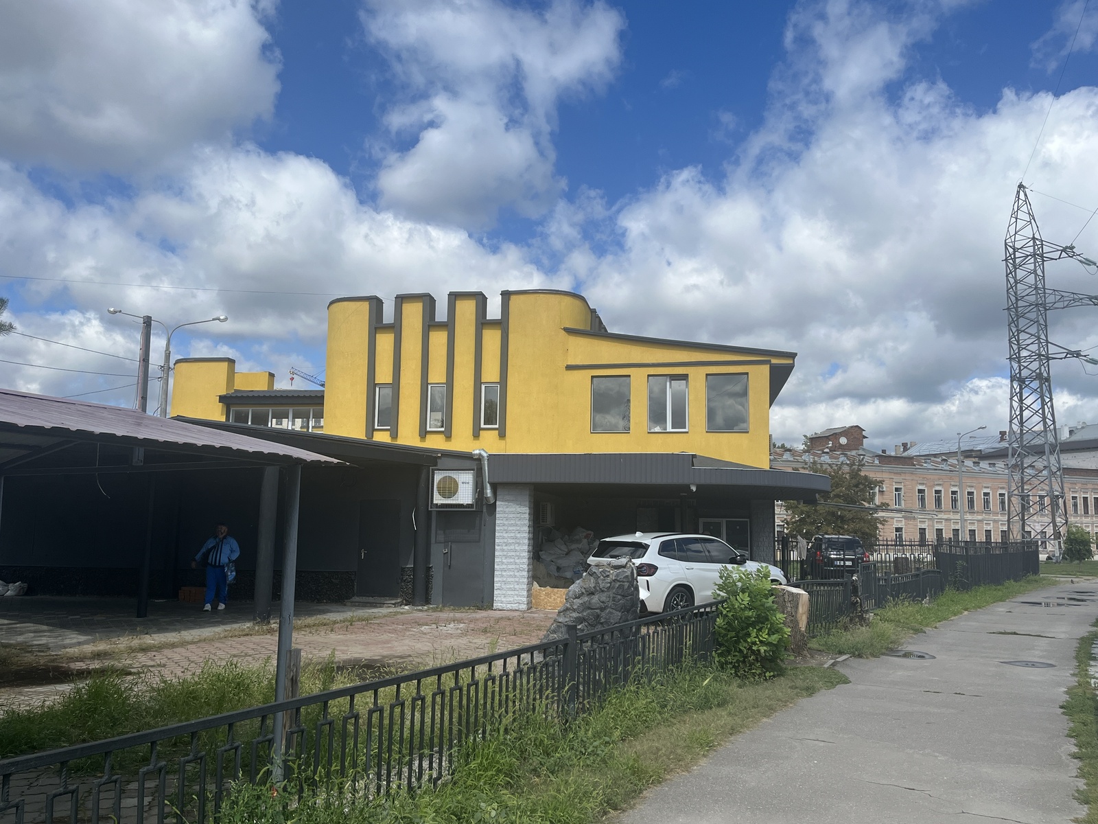 Оренда ОСБ/ Центр міста Харкова/ Харківська набережна/ 530,1 м2 фото 1 Оренда ОСБ/ Центр міста Харкова/ Харківська набережна/ 530,1 м2 фото 1