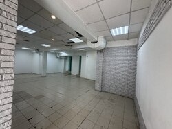������ ��������� 180,82 �2/ ��������/ ���. �����������, 23/ �. '������� ����' ���� 10