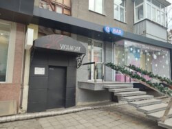 ������ ���������� ��������� 48,6 �2/ ������� 59/ ����� '�����������' 200 � ���� 3