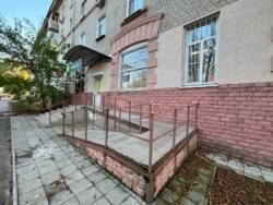 ������ 98,2 �2 / ���. ������ 18 / 1 ������ ���� 3