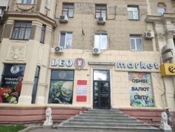 Оренда торгового приміщення 220м2/ Майдан Конституції 1 хвилина фото 1 Оренда торгового приміщення 220м2/ Майдан Конституції 1 хвилина фото 1