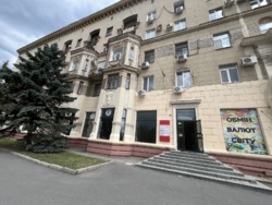 Оренда торгового приміщення 220м2/ Майдан Конституції 1 хвилина фото 2 Оренда торгового приміщення 220м2/ Майдан Конституції 1 хвилина фото 2