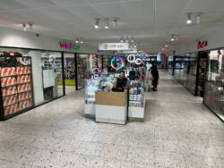 Оренда приміщення 56м2/ метро Левада/ ТЦ КЛАСС фото 3 Оренда приміщення 56м2/ метро Левада/ ТЦ КЛАСС фото 3