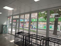 Оренда 40 м2/ 1 поверх/ Полтавський Шлях 155 /м. Холодна Гора 300 м фото 7 Оренда 40 м2/ 1 поверх/ Полтавський Шлях 155 /м. Холодна Гора 300 м фото 7