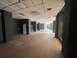 Оренда торгового приміщення 220м2/ Майдан Конституції 1 хвилина фото 7 Оренда торгового приміщення 220м2/ Майдан Конституції 1 хвилина фото 7