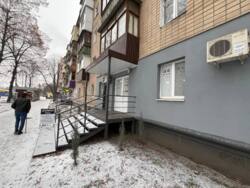 ������ ��������� 60,8 �2/ ��. ����� ������� 214/2/ �. �������� 50 � ���� 3