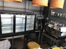 Кафе з меблями і обладнанням фото 2 Кафе з меблями і обладнанням фото 2