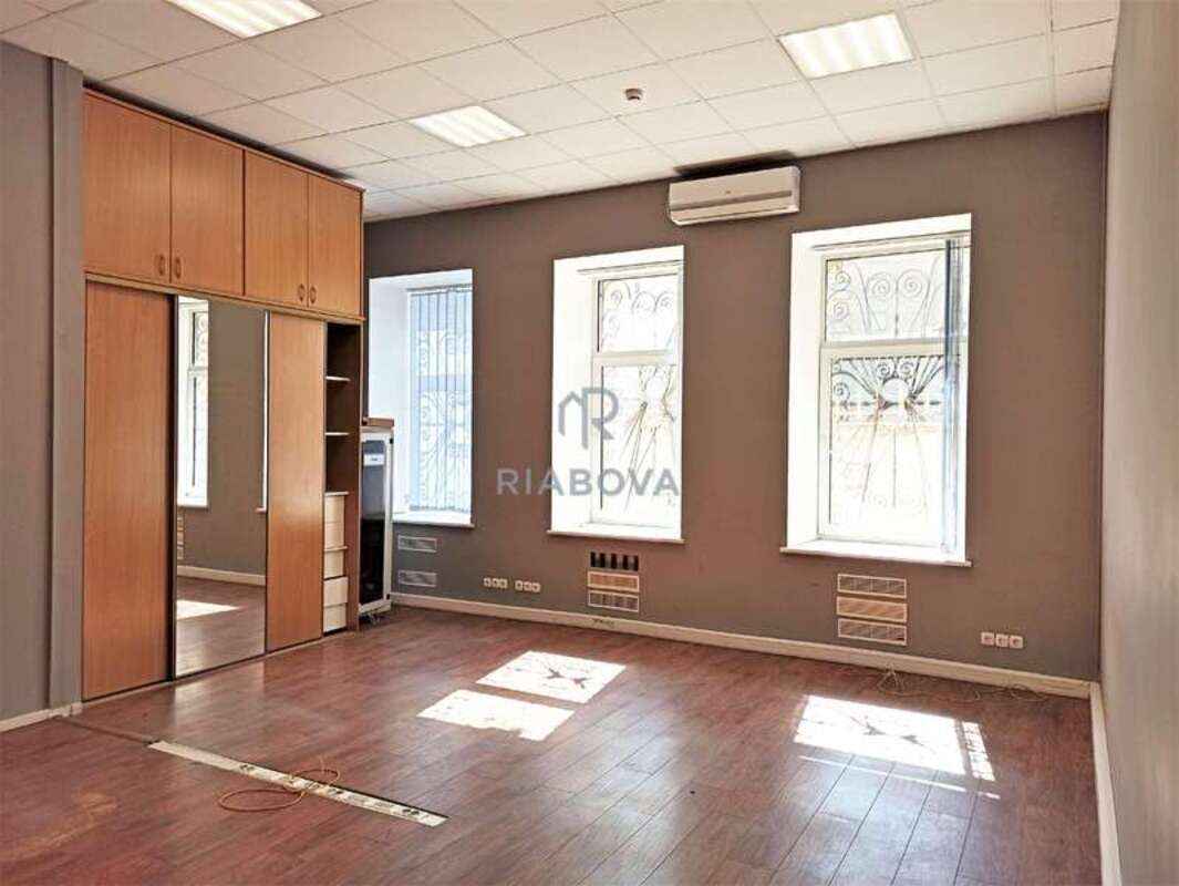 Офисное помещение, 230 м² фото 1 Офисное помещение, 230 м² фото 1