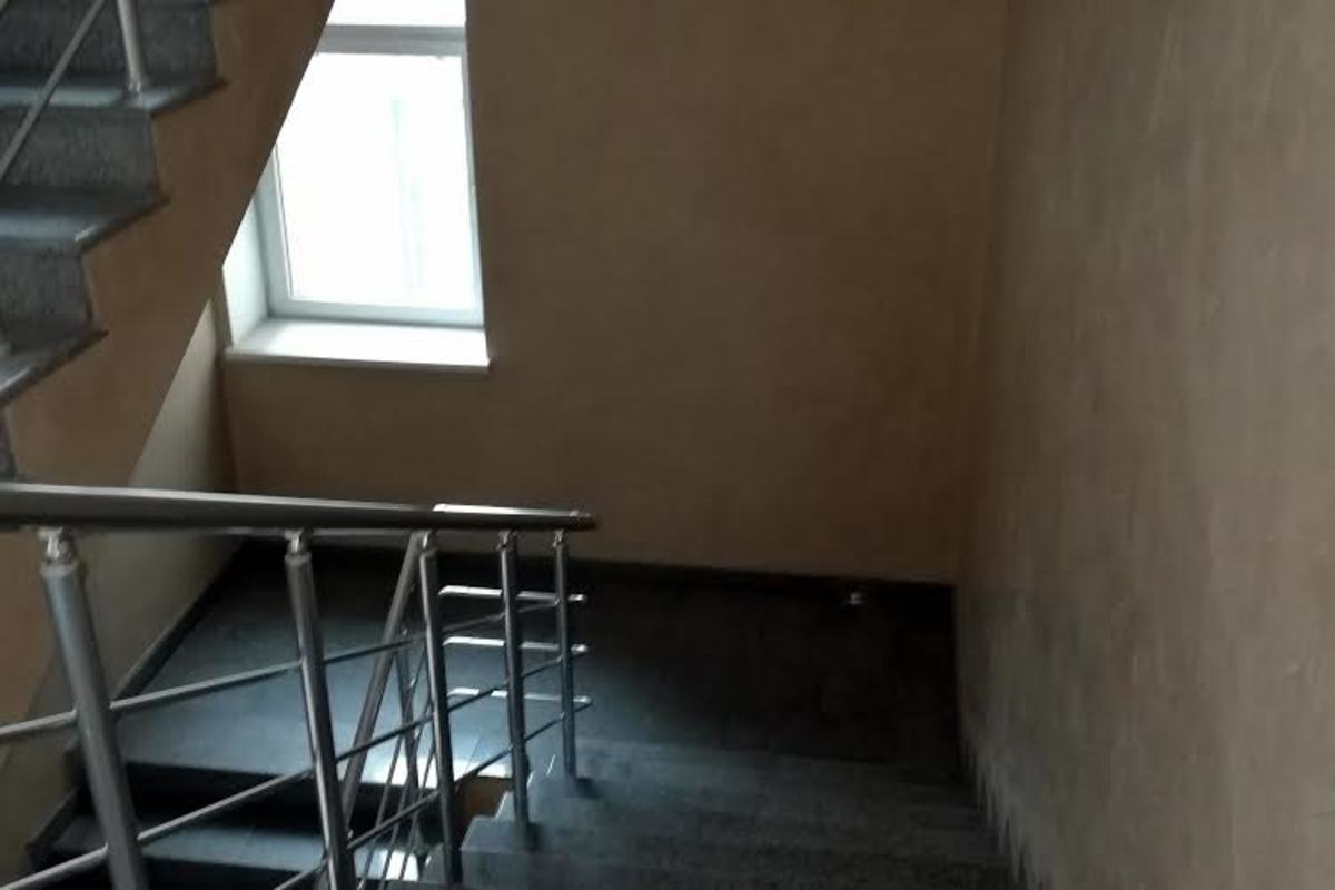 Предлагается помещение с качественным ремонтом в нежилом фонде фото 1 Предлагается помещение с качественным ремонтом в нежилом фонде фото 1