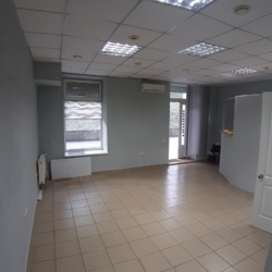 Коммерческое помещение,фасад! В р-н Большой Таврии! фото 1 Коммерческое помещение,фасад! В р-н Большой Таврии! фото 1