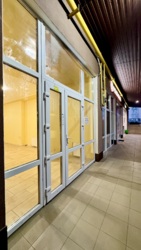 Оренда комерційного приміщення з ремонтом 30 кв.м Стрілецька набережна фото 3 Оренда комерційного приміщення з ремонтом 30 кв.м Стрілецька набережна фото 3