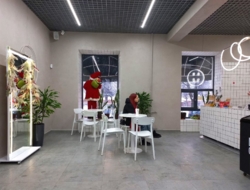 Здам в суборенду приміщення в центрі міста (поряд з кав'яр нею ) – 30м2 фото 4 Здам в суборенду приміщення в центрі міста (поряд з кав'яр нею ) – 30м2 фото 4