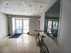 Здам в оренду приміщення в центрі міста – 30м2 фото 2 Здам в оренду приміщення в центрі міста – 30м2 фото 2