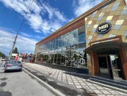 Оренда 450м2 вул. Мазепи 54 перша лінія парковка фото 11 Оренда 450м2 вул. Мазепи 54 перша лінія парковка фото 11