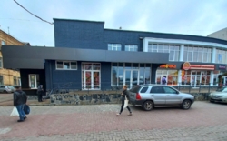 Здам в оренду комерційне приміщення в центрі міста – 93м2 фото 4 Здам в оренду комерційне приміщення в центрі міста – 93м2 фото 4