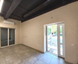 Здам в оренду приміщення 15м2 , з ремонтом та поужністю фото 4 Здам в оренду приміщення 15м2 , з ремонтом та поужністю фото 4