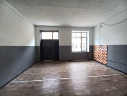 Здам в оренду комерційне приміщення в центрі міста – 93м2 фото 13 Здам в оренду комерційне приміщення в центрі міста – 93м2 фото 13