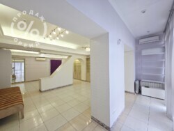 Комерційне приміщення в ЖК «Оазис» — три рівні, окремий вхід, ремонт фото 8 Комерційне приміщення в ЖК «Оазис» — три рівні, окремий вхід, ремонт фото 8