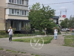 Біля АТБ! Фасад 23 кв. м Потік людей Каштанова 5 фото 4 Біля АТБ! Фасад 23 кв. м Потік людей Каштанова 5 фото 4