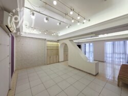 Комерційне приміщення в ЖК «Оазис» — три рівні, окремий вхід, ремонт фото 14 Комерційне приміщення в ЖК «Оазис» — три рівні, окремий вхід, ремонт фото 14