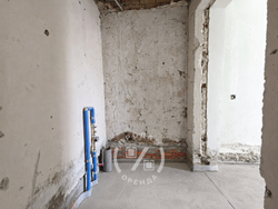 Оренда 31,3 м на Бальзака 64 - фасад, вхід без сходинок фото 11 Оренда 31,3 м на Бальзака 64 - фасад, вхід без сходинок фото 11