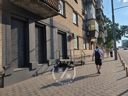 Фасадне приміщення на Борщагівській біля Індустріального мосту фото 2 Фасадне приміщення на Борщагівській біля Індустріального мосту фото 2