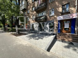 Оренда! Магазин, Кав'ярня, Шоурум, просп. Берестейський 68/1, S=13м2 фото 2 Оренда! Магазин, Кав'ярня, Шоурум, просп. Берестейський 68/1, S=13м2 фото 2