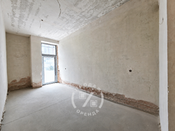 Оренда 31,3 м на Бальзака 64 - фасад, вхід без сходинок фото 12 Оренда 31,3 м на Бальзака 64 - фасад, вхід без сходинок фото 12