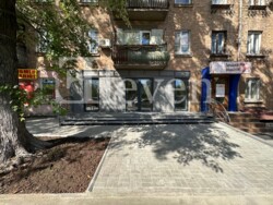 Оренда! Магазин, Кав'ярня, Шоурум, просп. Берестейський 68/1, S=13м2 фото 1 Оренда! Магазин, Кав'ярня, Шоурум, просп. Берестейський 68/1, S=13м2 фото 1