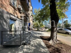 Оренда! Магазин, Кав'ярня, Шоурум, просп. Берестейський 68/1, S=13м2 фото 4 Оренда! Магазин, Кав'ярня, Шоурум, просп. Берестейський 68/1, S=13м2 фото 4