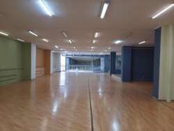     1220+216..-   CALL CENTRE, SHOW ROOM  3