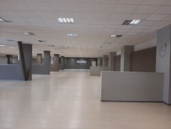     1220+216..-   CALL CENTRE, SHOW ROOM  6