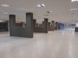     1220+216..-   CALL CENTRE, SHOW ROOM  1