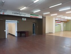     1220+216..-   CALL CENTRE, SHOW ROOM  2