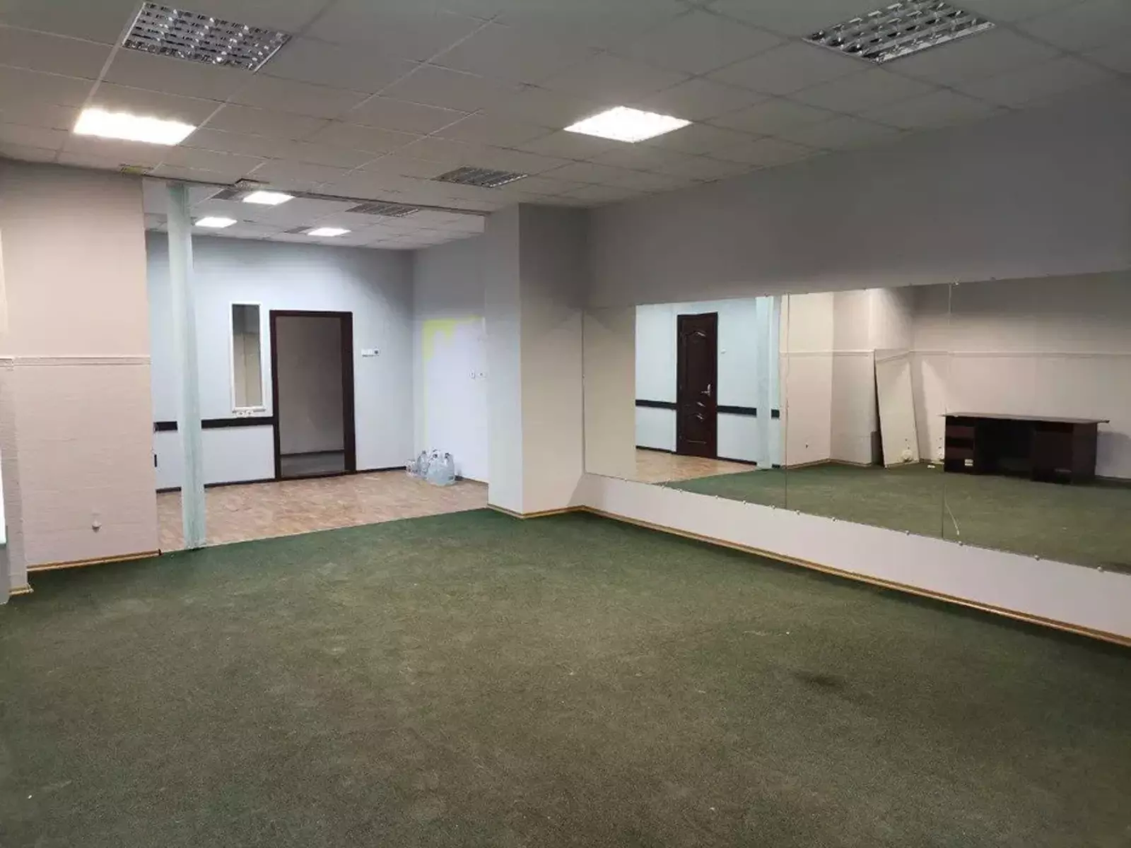 Сдается объект Сумская, Сумы, Ковпаковский, адміністративна будівля стадіону 'Ювілейний' фото 1 Сдается объект Сумская, Сумы, Ковпаковский, адміністративна будівля стадіону 'Ювілейний' фото 1