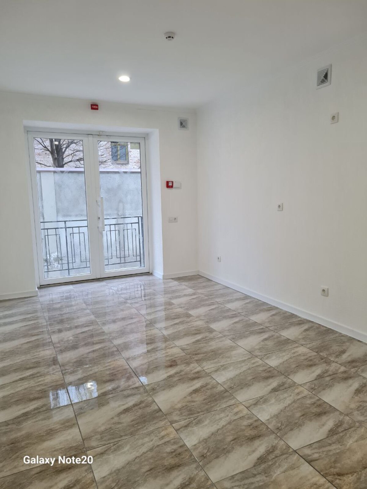 Здається об'єкт Івано-Франківська, Івано-Франківськ, Центр, Мельника фото 1 Здається об'єкт Івано-Франківська, Івано-Франківськ, Центр, Мельника фото 1