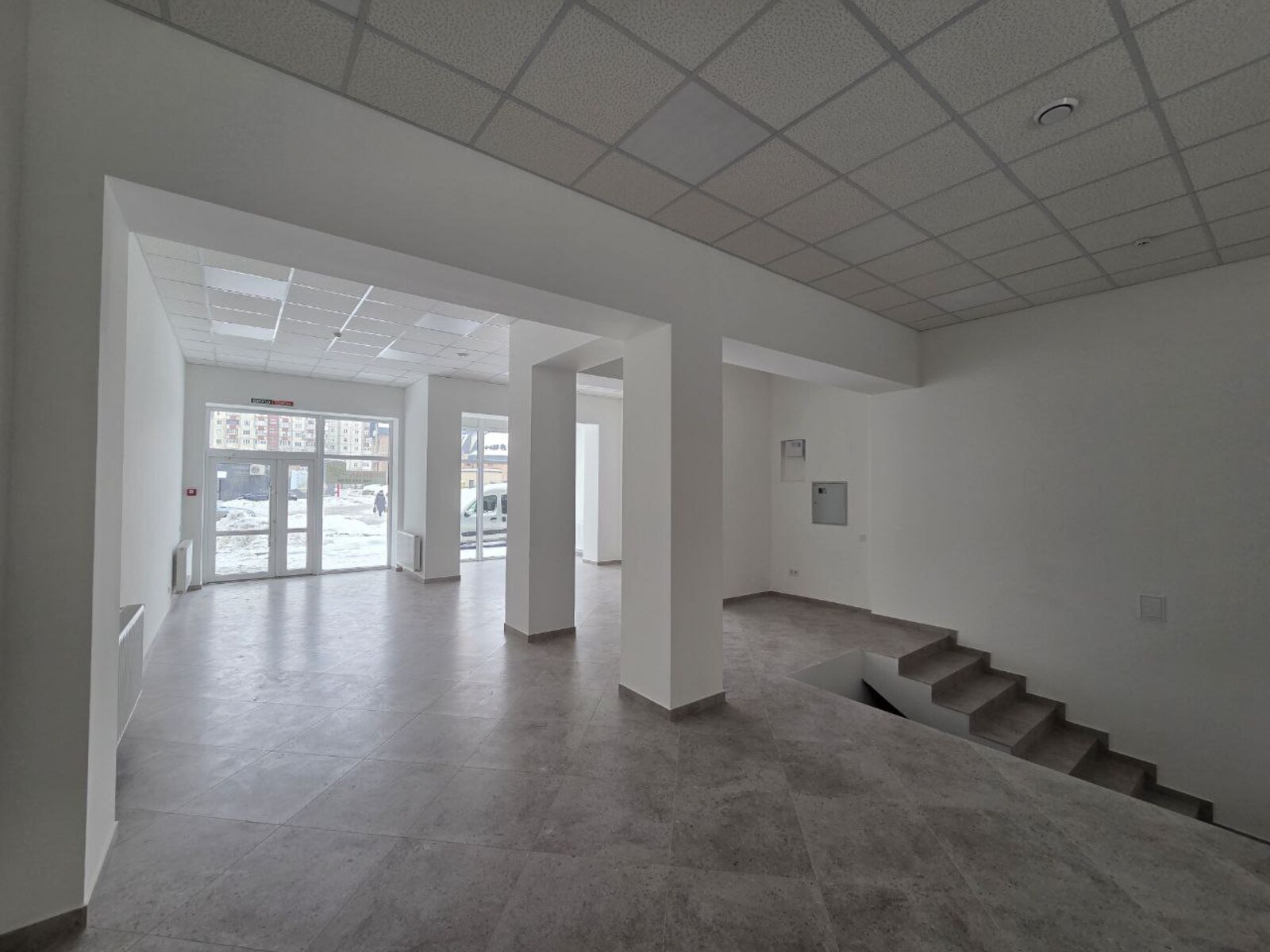 ������� ��'��� �����-����������, �����-���������, ������, ����� �. ���., 28 ���� 1