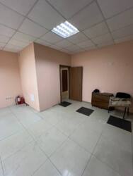 Здам приміщення будь-якого призначення 70м2 Салтівка 1-й поверх! фото 7 Здам приміщення будь-якого призначення 70м2 Салтівка 1-й поверх! фото 7