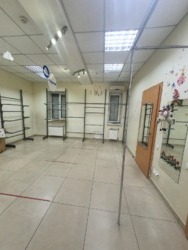 Оренда магазину на Тюленіна. Червона лінія фото 1 Оренда магазину на Тюленіна. Червона лінія фото 1