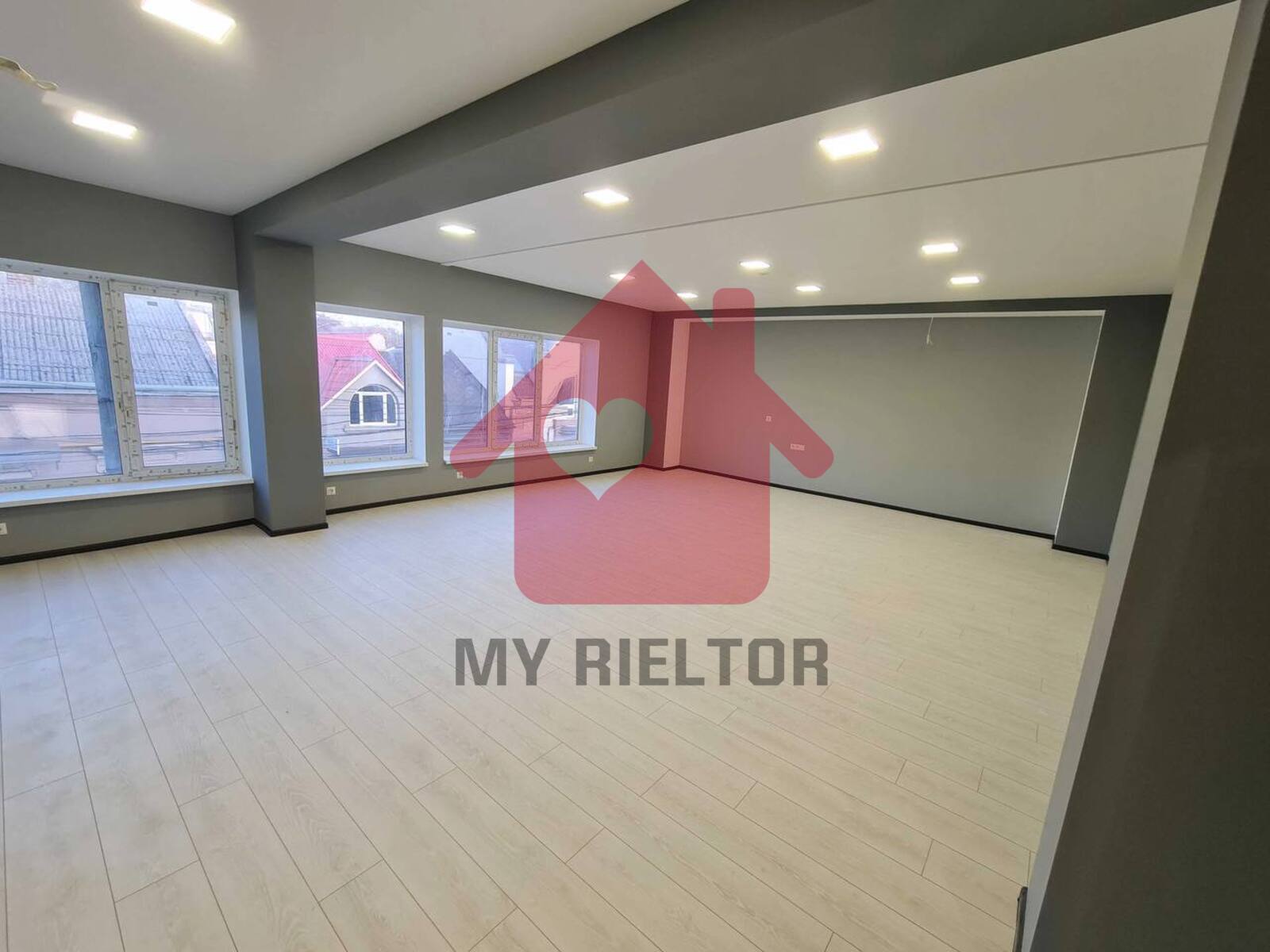 Оренда офісу у престижному районі мальовничого міста Ужгород! фото 1 Оренда офісу у престижному районі мальовничого міста Ужгород! фото 1