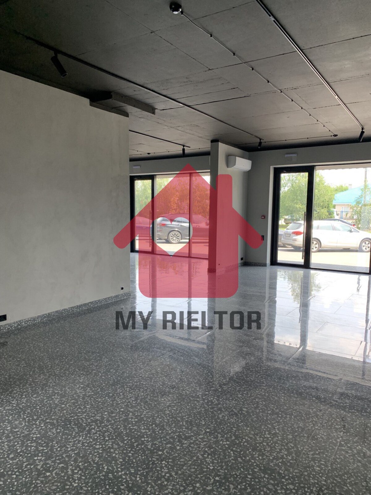 Оренда приміщення в районі ринку Краснодонців. фото 1 Оренда приміщення в районі ринку Краснодонців. фото 1