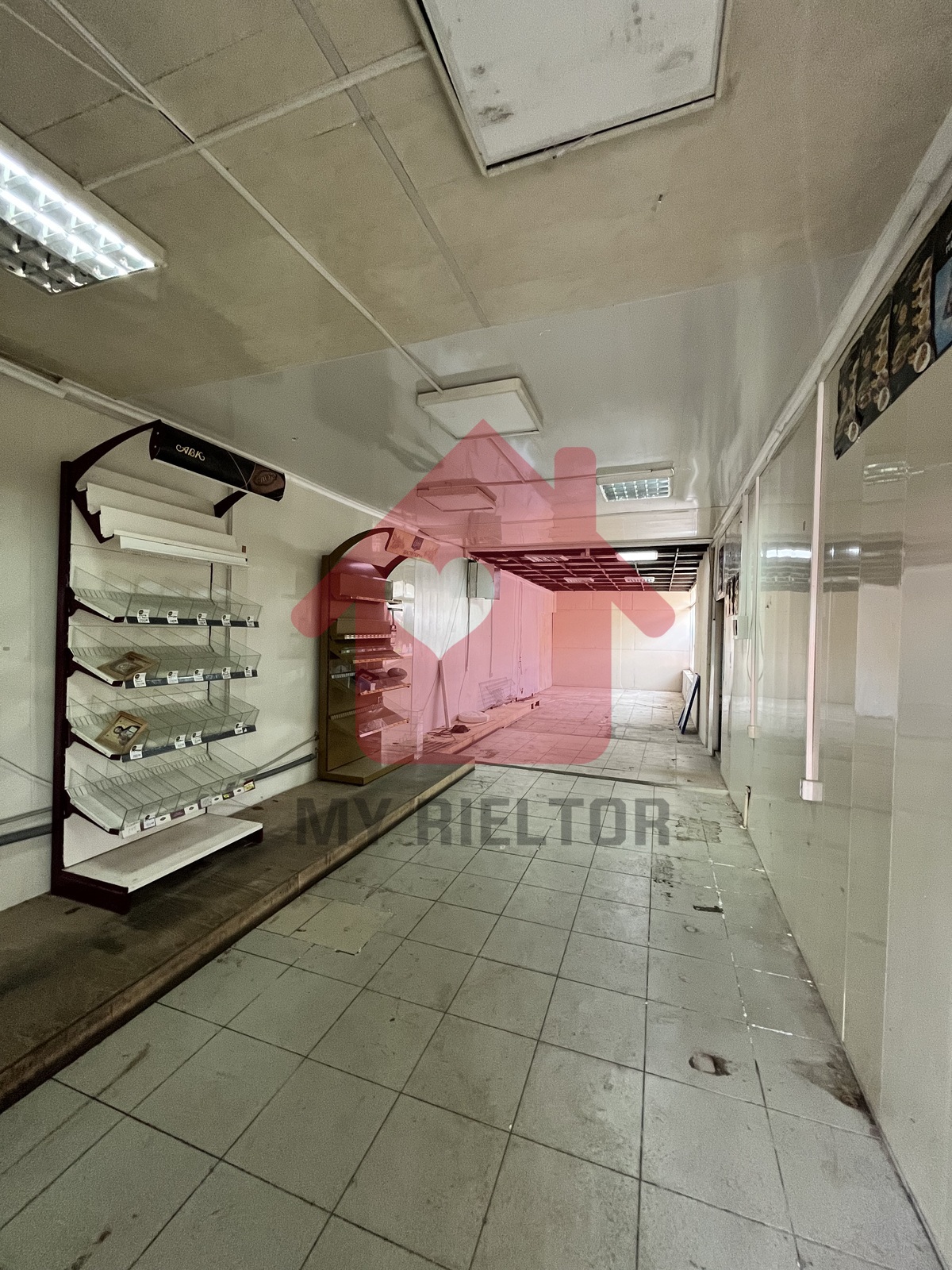 Здається в оренду комерційне приміщення на зеленому ринку! фото 1 Здається в оренду комерційне приміщення на зеленому ринку! фото 1