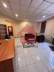 Оренда комерційного приміщення по вул.Цегольнянській. фото 1 Оренда комерційного приміщення по вул.Цегольнянській. фото 1