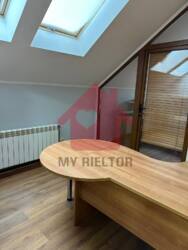 Оренда комерційного приміщення пл.Корятовича фото 2 Оренда комерційного приміщення пл.Корятовича фото 2