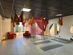 Оренда світлого і затишного приміщення у престижному районі міста! фото 3 Оренда світлого і затишного приміщення у престижному районі міста! фото 3